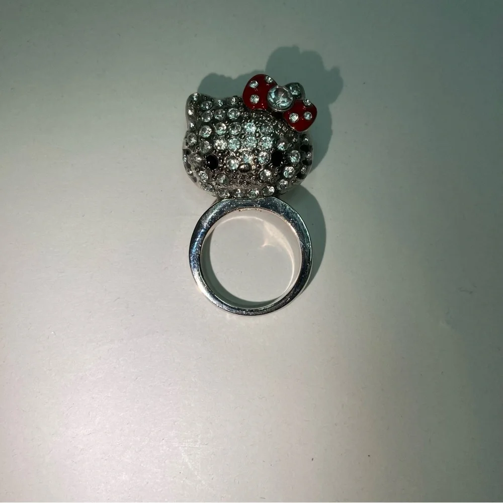 Sanrio hello kitty ring